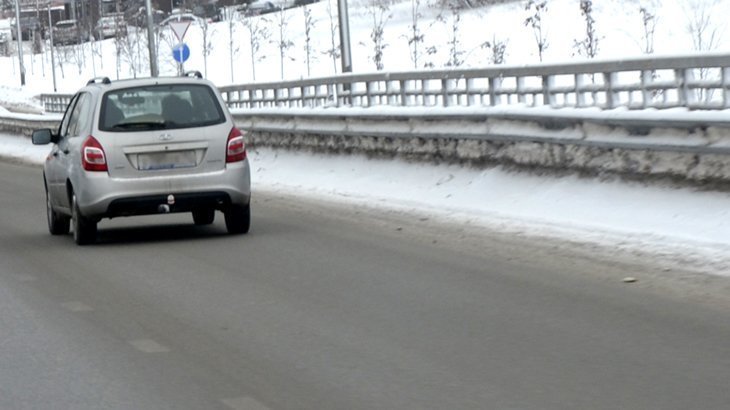 ​Автомобильное селфи привело к штрафам ГИБДД в размере 100 тысяч рублей